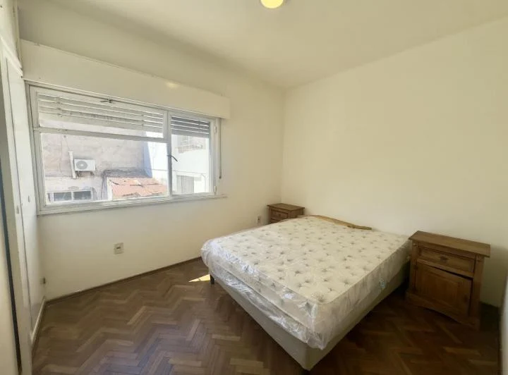Apartamento en Alquiler de 2 dormitorios y terraza céntrico Colonia del Sacramento 4