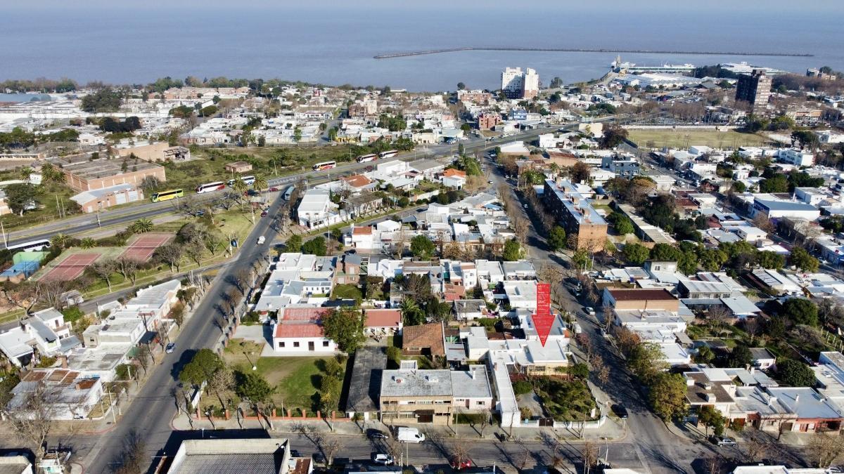 Foto de Colonia - Venta de 2 casas con excelente terreno en esquina y galpón, imagen 4