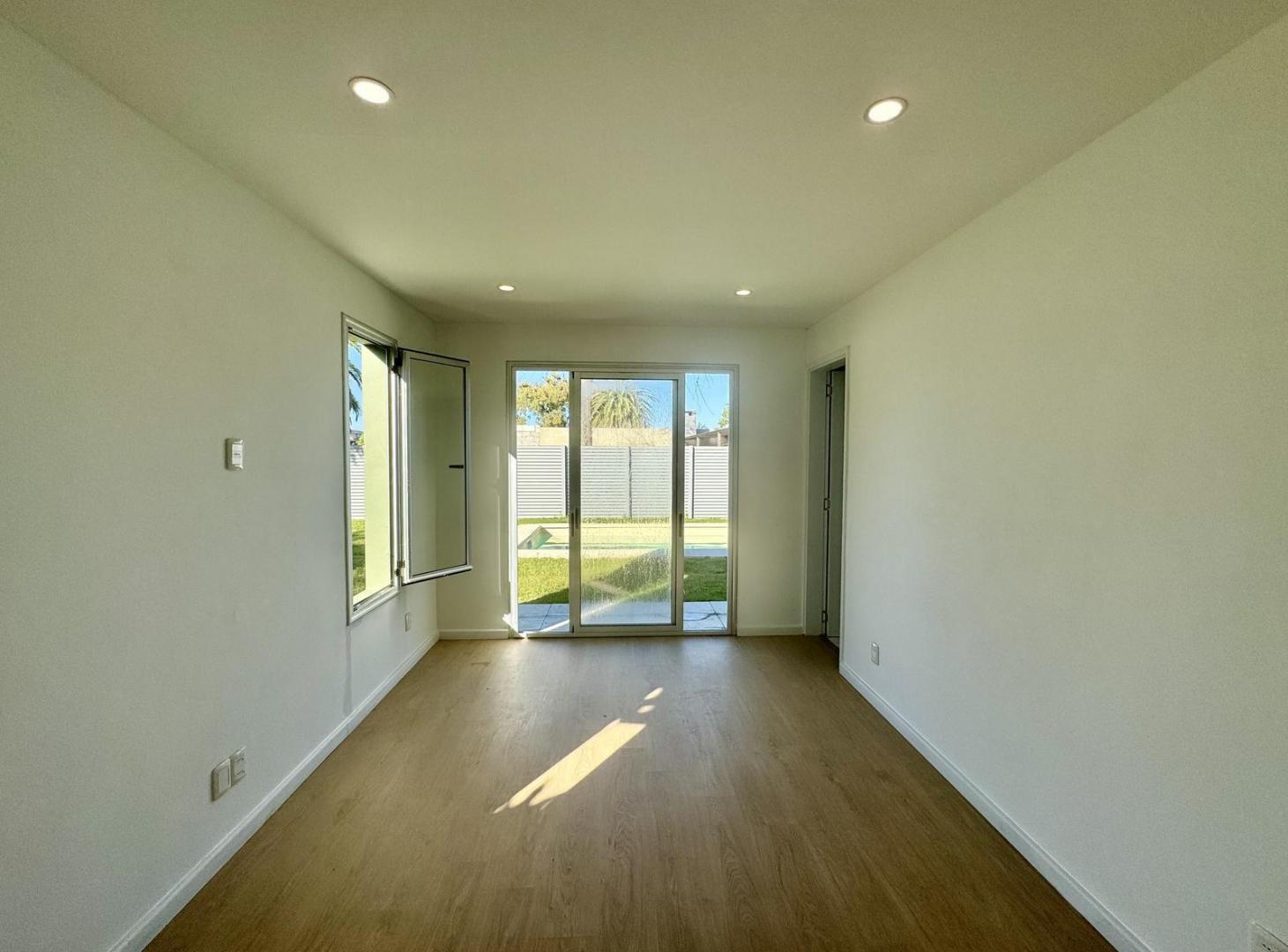 Foto de Venta casa en Colonia, zona Rambla Costanera, 3 dormitorios, 2 baños, imagen 2
