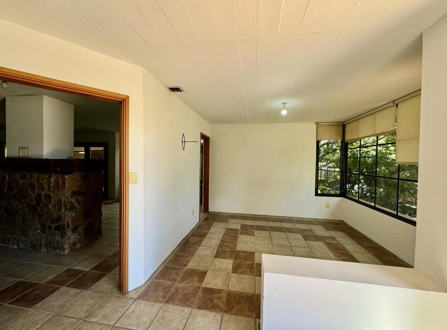 Alquiler de Casa de 3 dormitorios barbacoa y piscina en Colonia del Sacramento 1