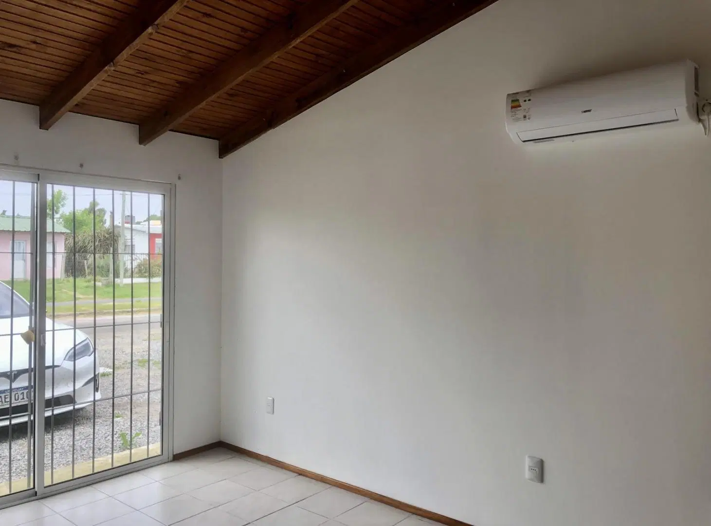 Casa en alquiler de 1 dormitorio con patio 3
