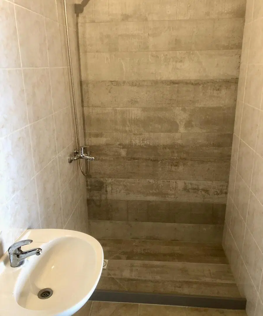 Casa en alquiler de 1 dormitorio con patio 4