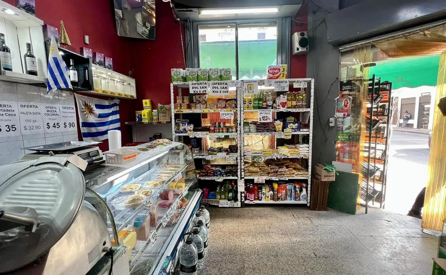 Venta de Llave de Local en Cordón, Montevideo 3