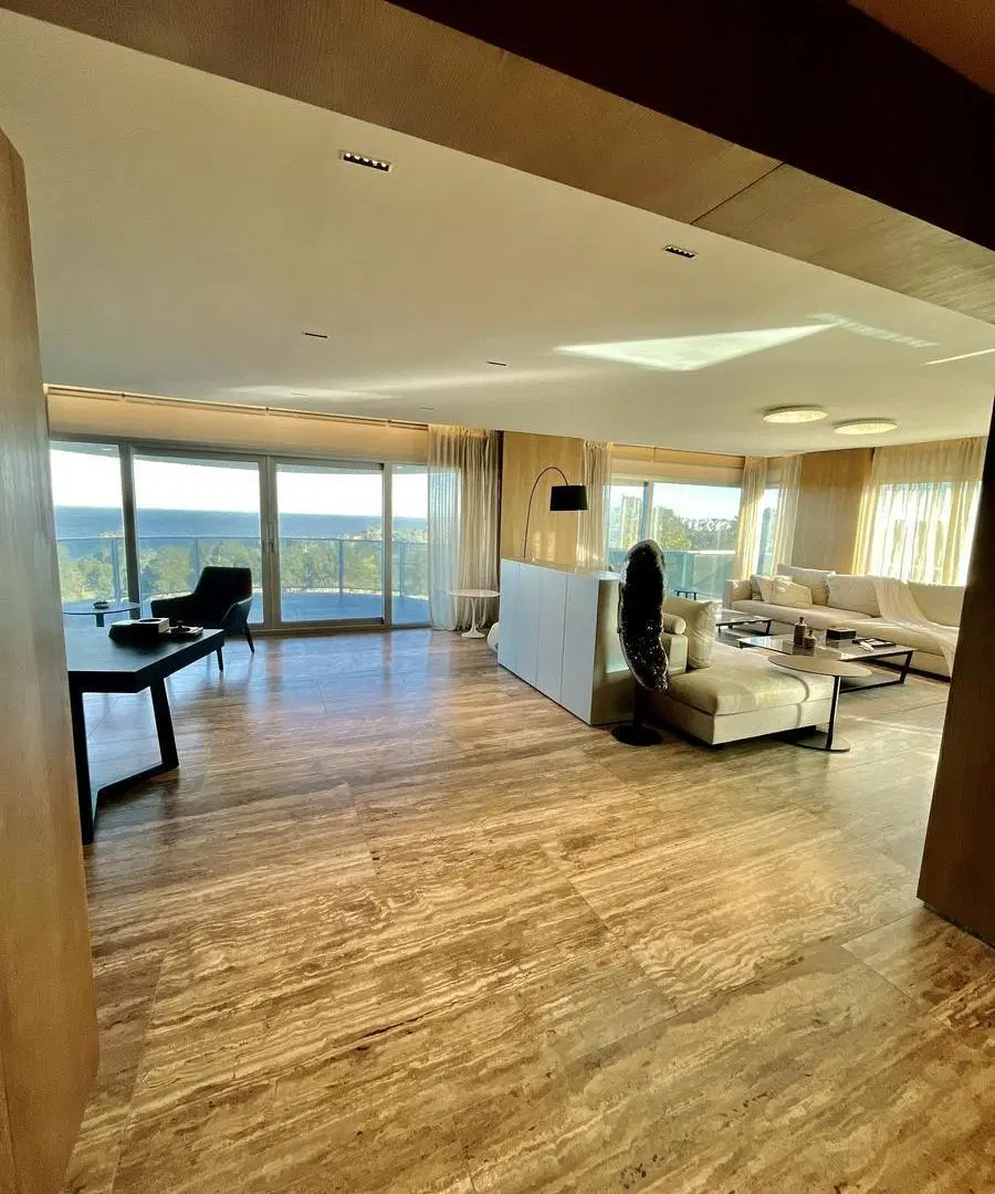 Alquiler de Apartamento de 3 dormitorios y cocheras en Golf, Montevideo 2