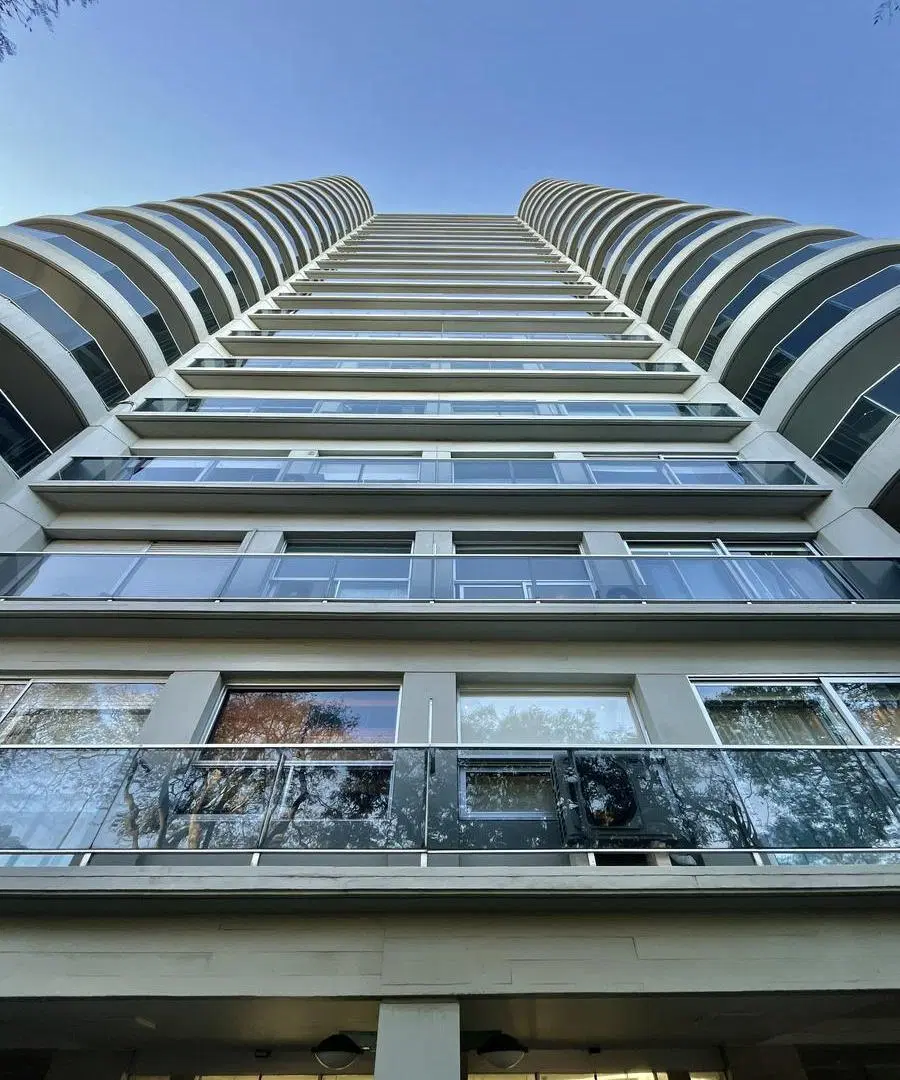 Alquiler de Apartamento de 3 dormitorios y cocheras en Golf, Montevideo 1