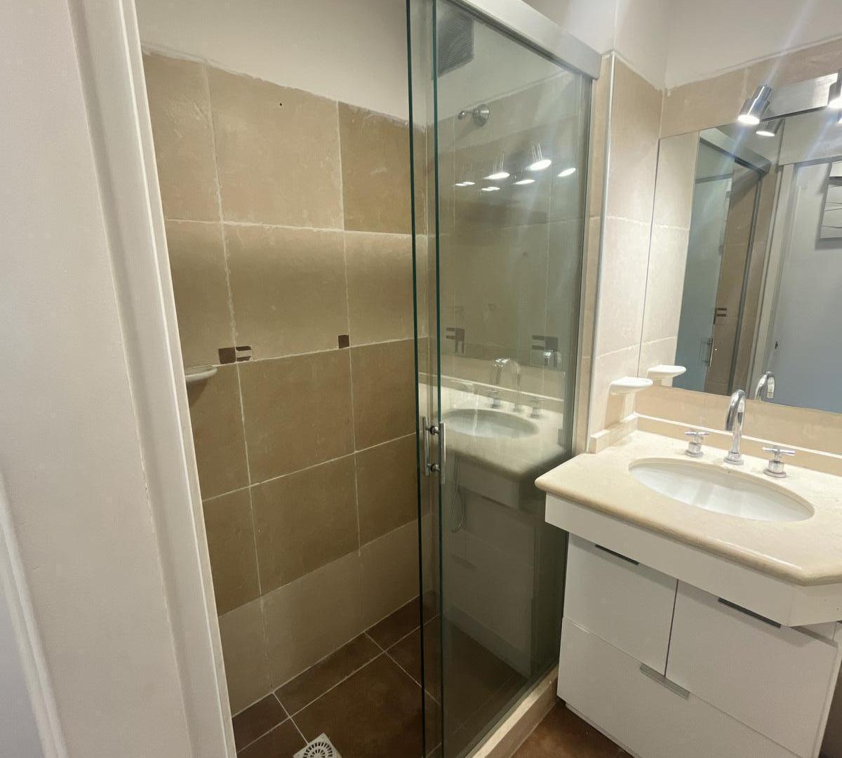 Foto de Alquiler de Penthouse en Buceo con balcón, imagen 3
