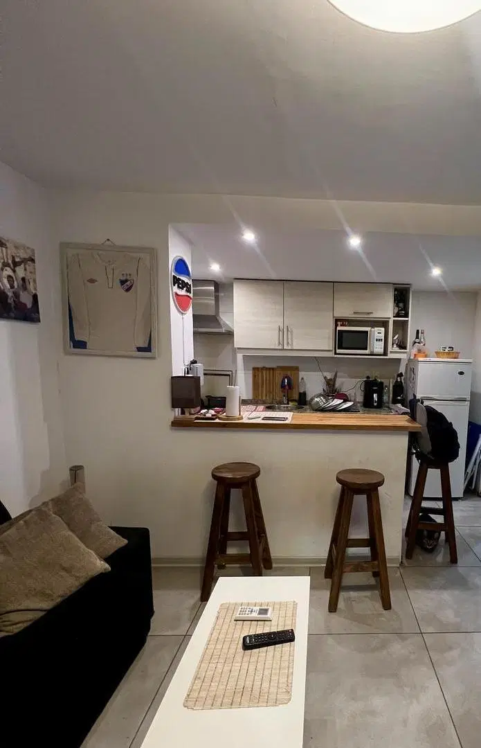 Venta de Apartamento con Renta en Palermo, Montevideo 2