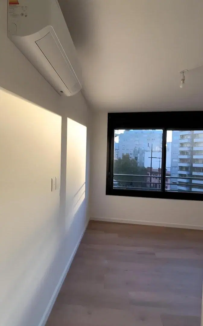 Apartamento en Alquiler a estrenar en Tres Cruces 8