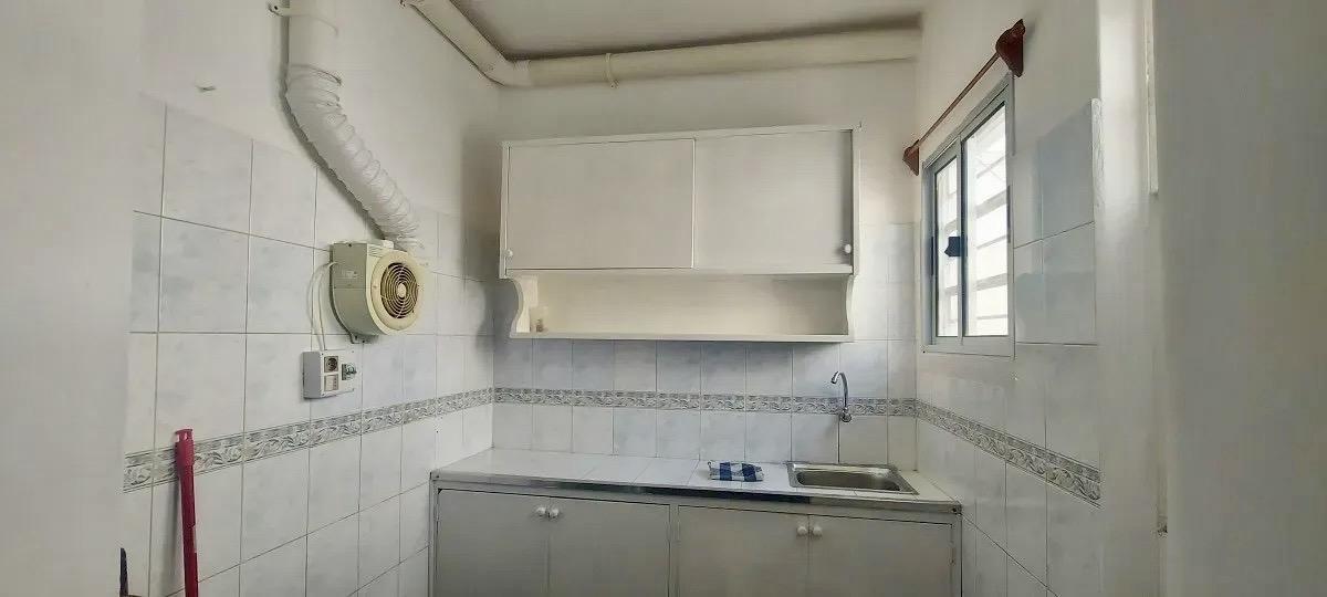 Foto de Apartamento en Alquiler Sin Gastos Comunes en Capurro, Montevideo, imagen 1