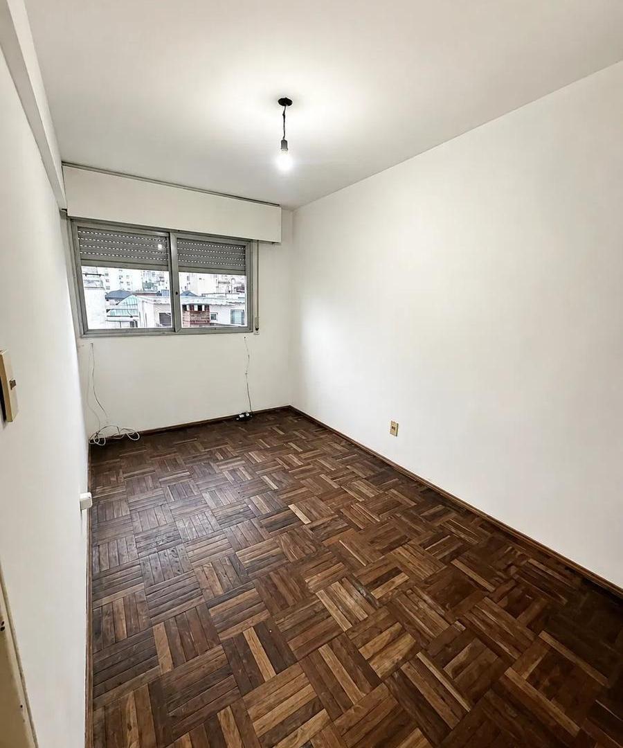 Foto de Alquiler de Apartamento de 2 dormitorios en el Centro, Montevideo, imagen 3