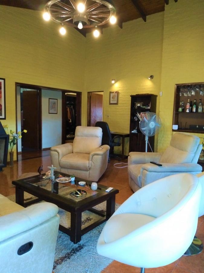 Foto de Venta - Casa - 3 dormitorios - Carmelo, imagen 3