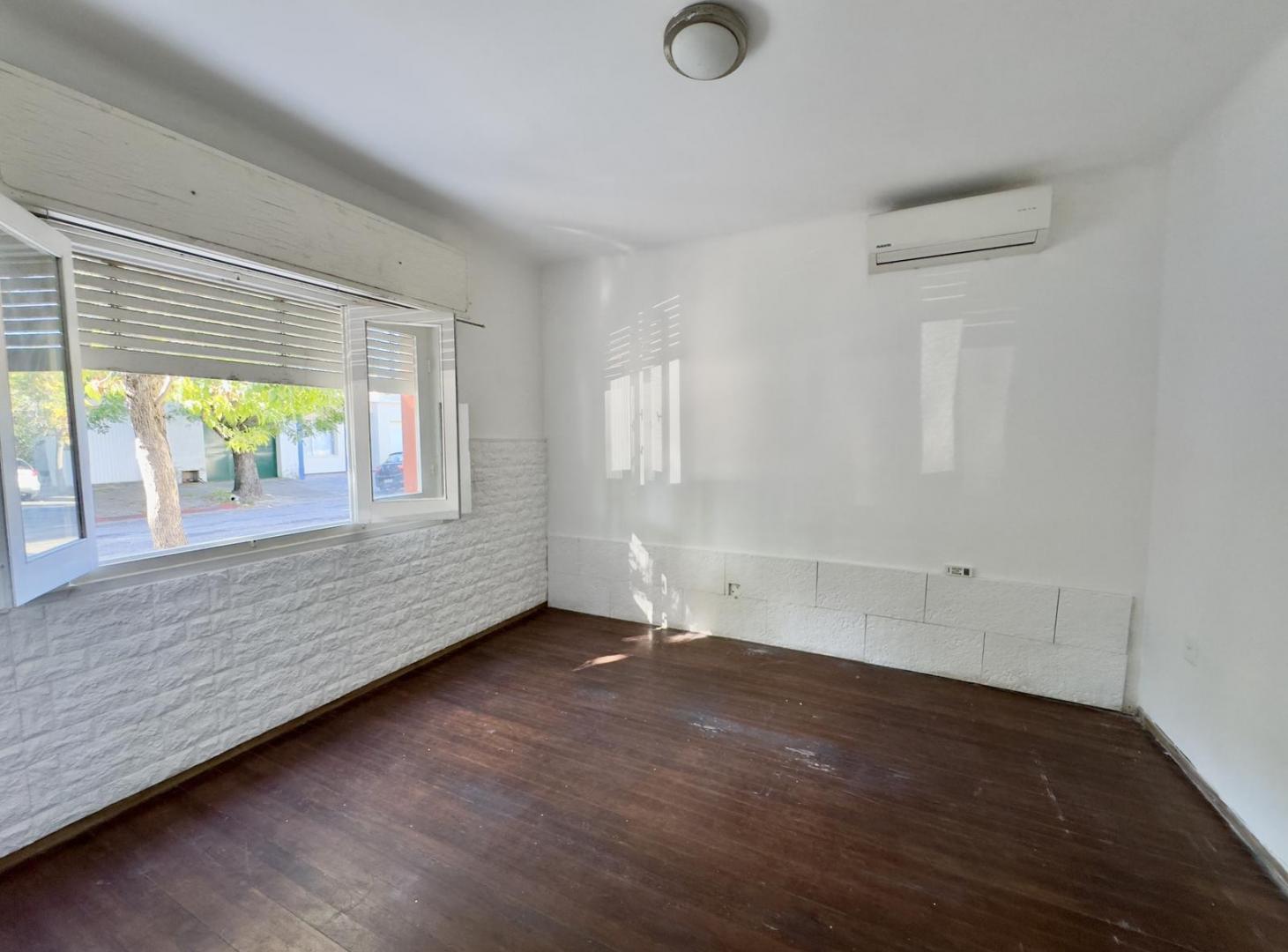 Foto de Colonia - Venta casa céntrica de 2 dormitorios, imagen 5