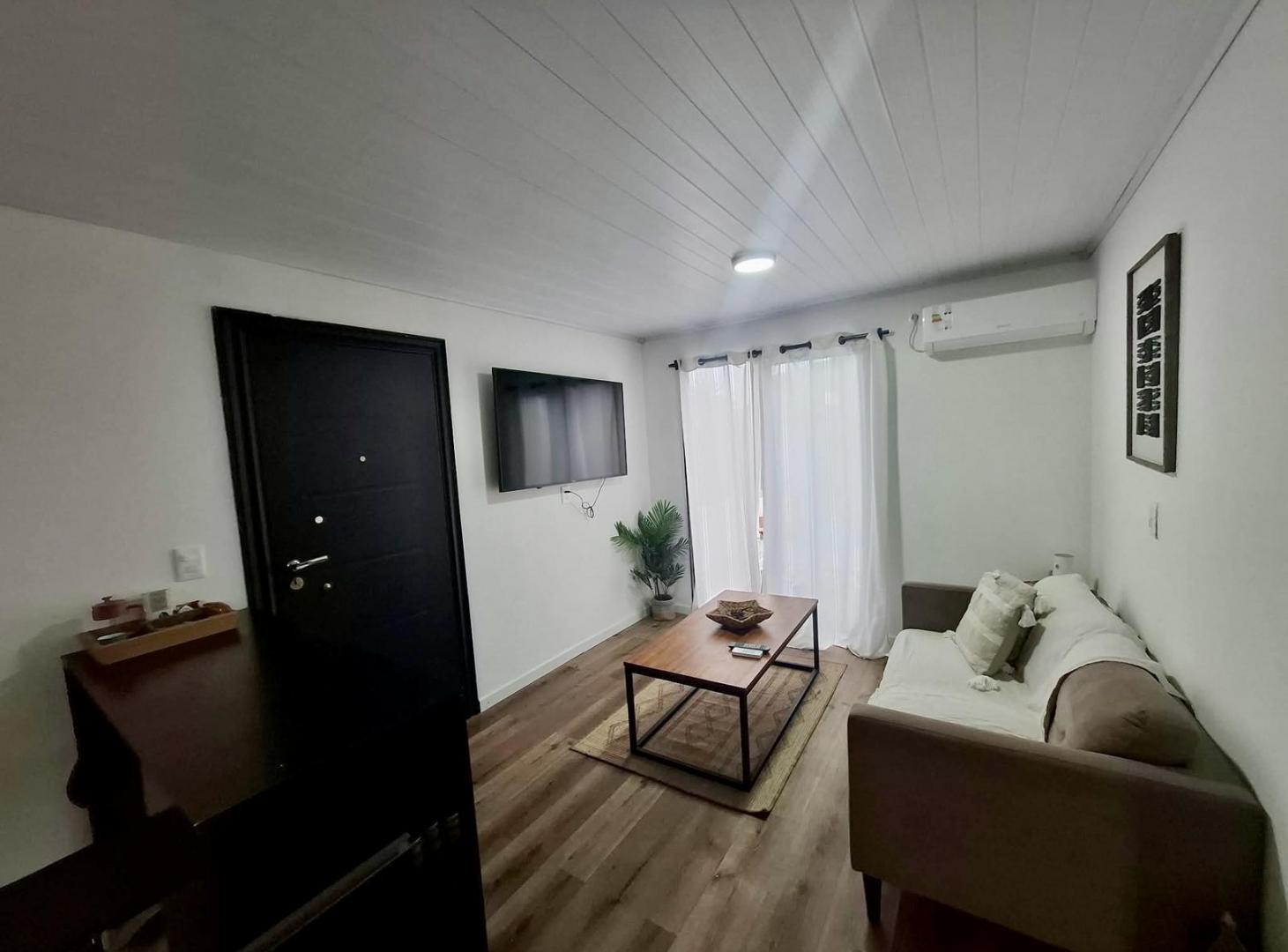 Foto de Alquiler de casa de 1 dormitorio con ingreso de vehículo en Colonia, imagen 1