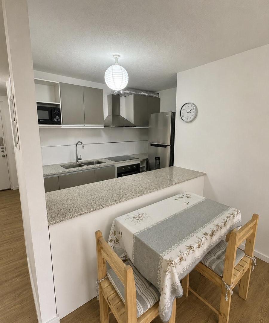 Foto de Alquiler de Apartamento de 1 dormitorio con garaje en el Centro, imagen 3