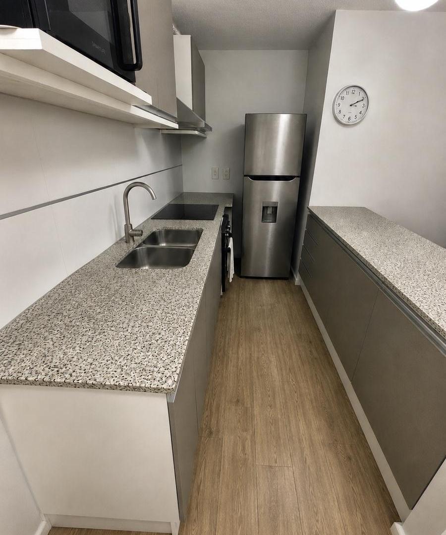 Foto de Alquiler de Apartamento de 1 dormitorio con garaje en el Centro, imagen 4