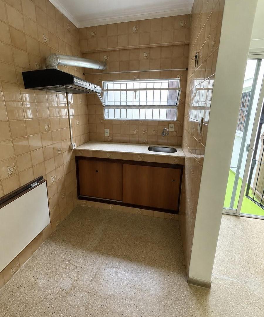 Foto de Alquiler de Apartamento de 1 dormitorio con patio en Parque Batlle, imagen 3