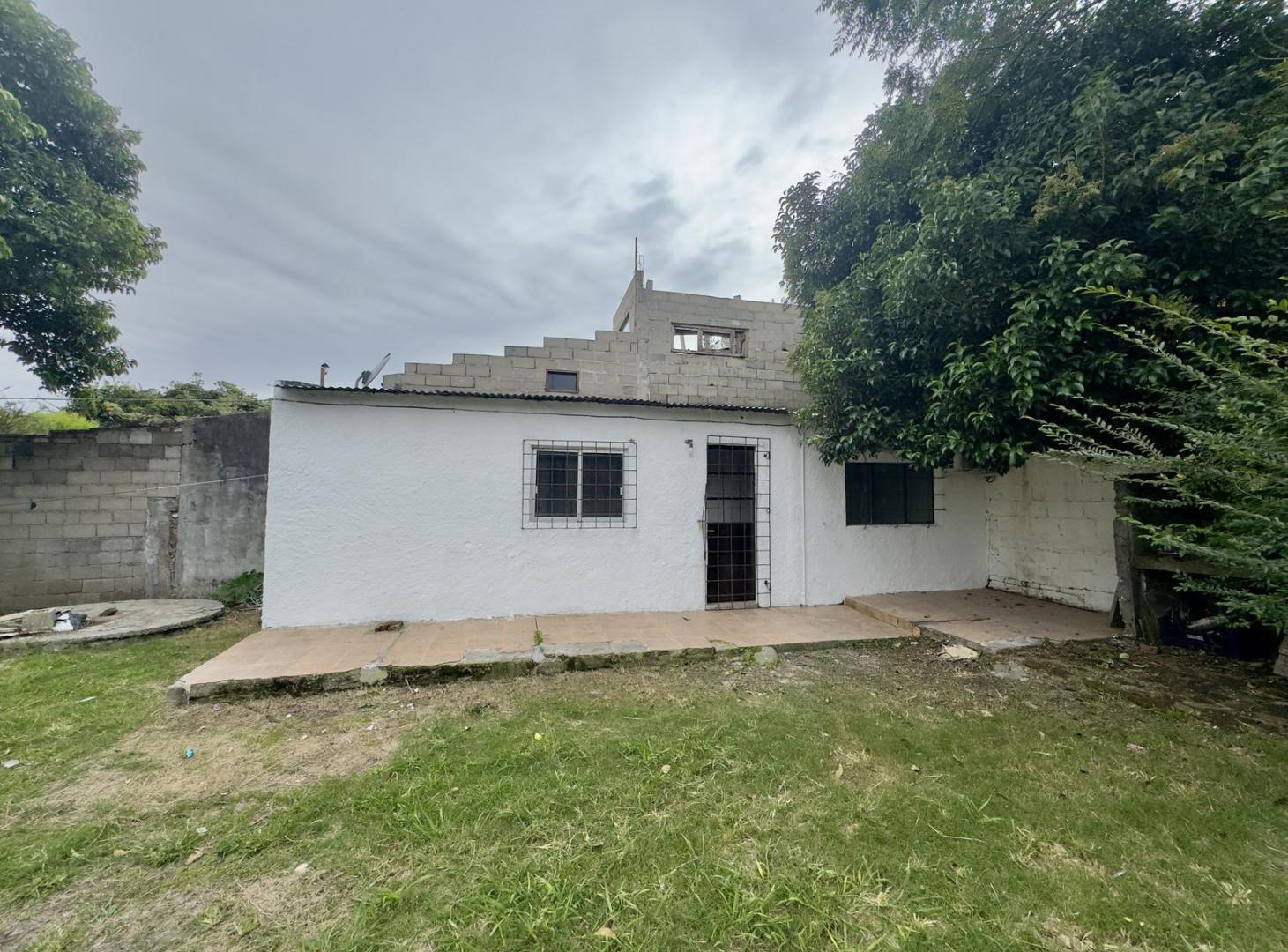 Foto de Casa en Colonia del Sacramento en venta con terreno y construcciones, imagen 1