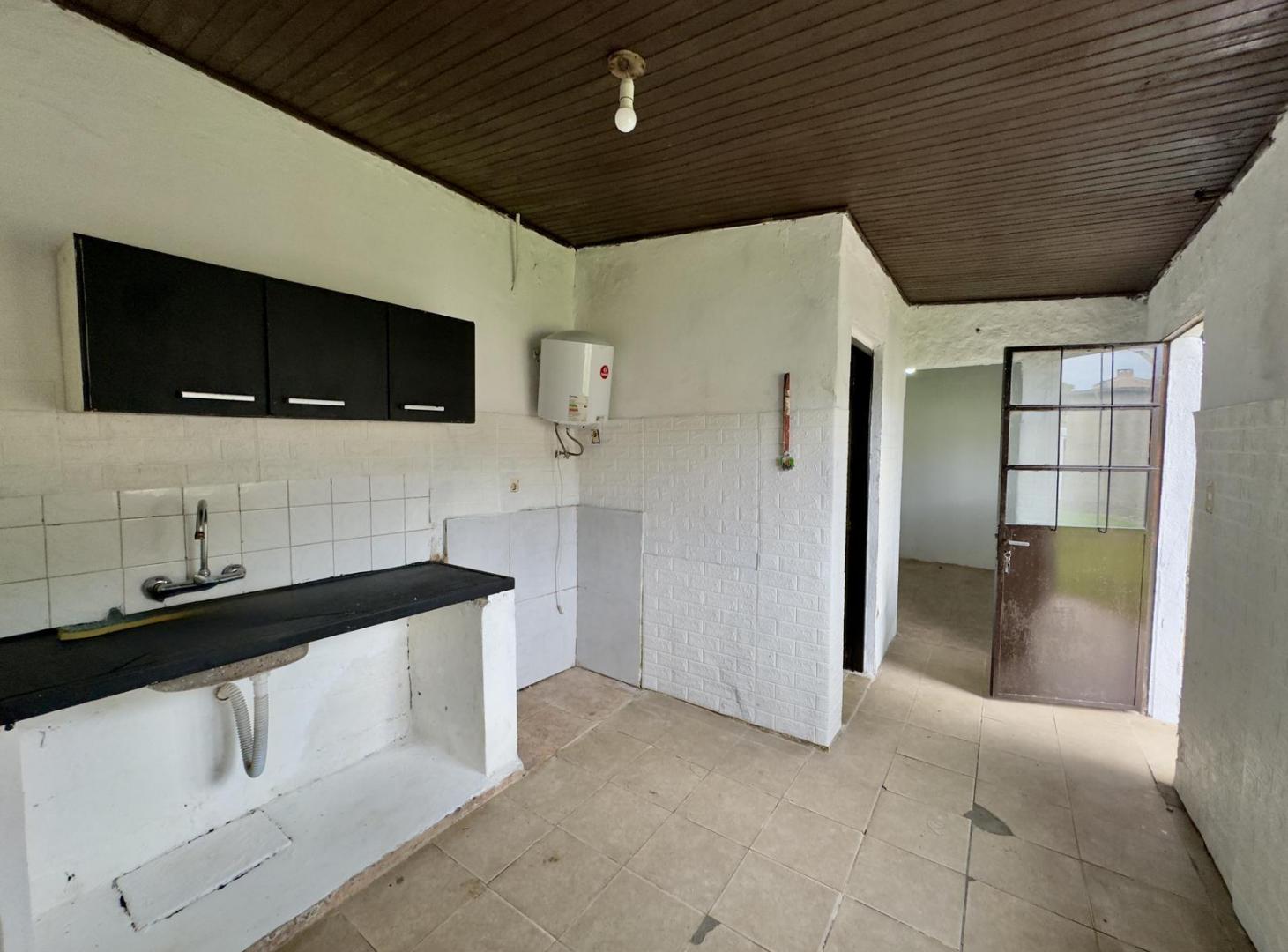 Foto de Casa en Colonia del Sacramento en venta con terreno y construcciones, imagen 3
