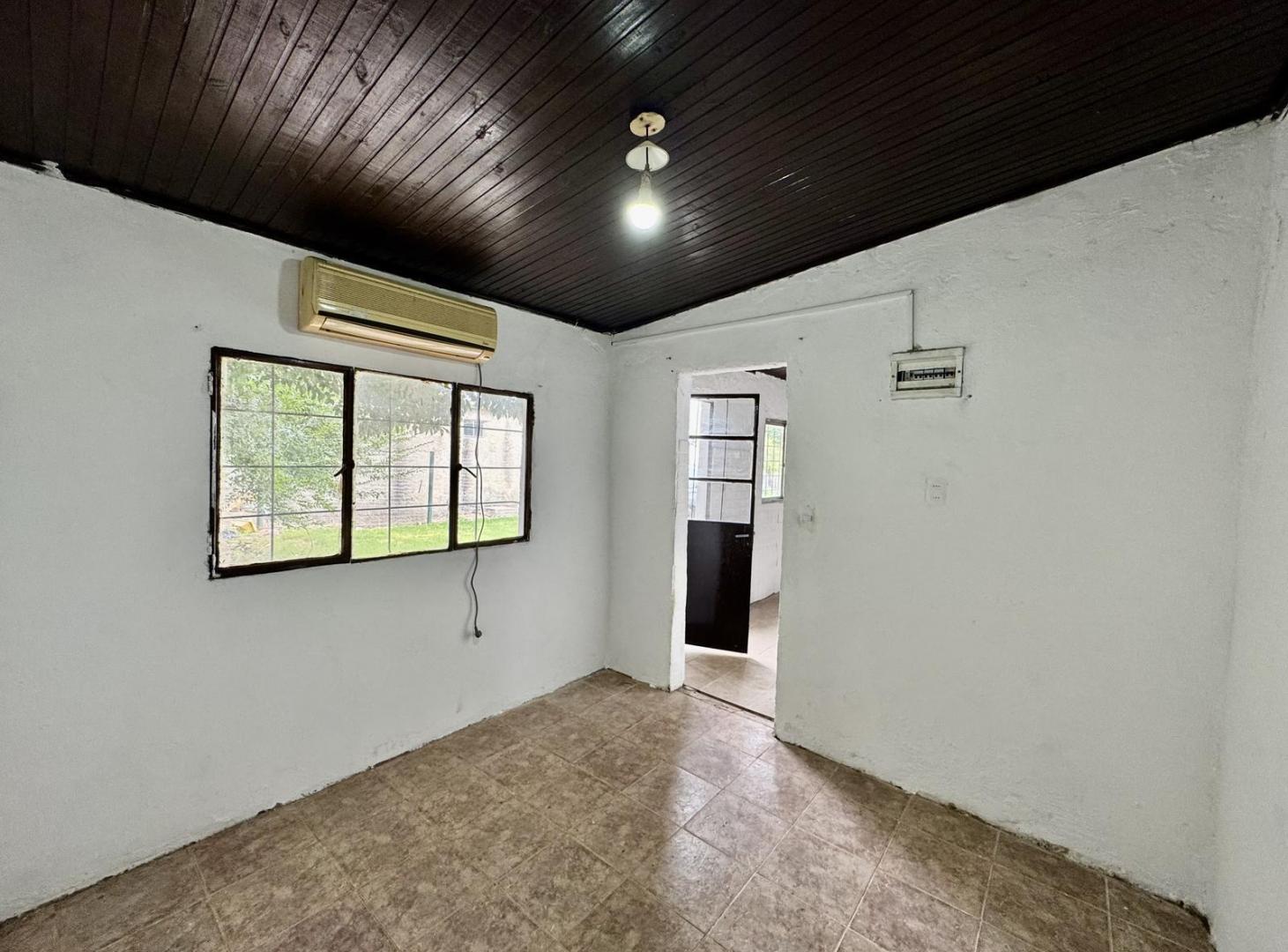 Foto de Casa en Colonia del Sacramento en venta con terreno y construcciones, imagen 4