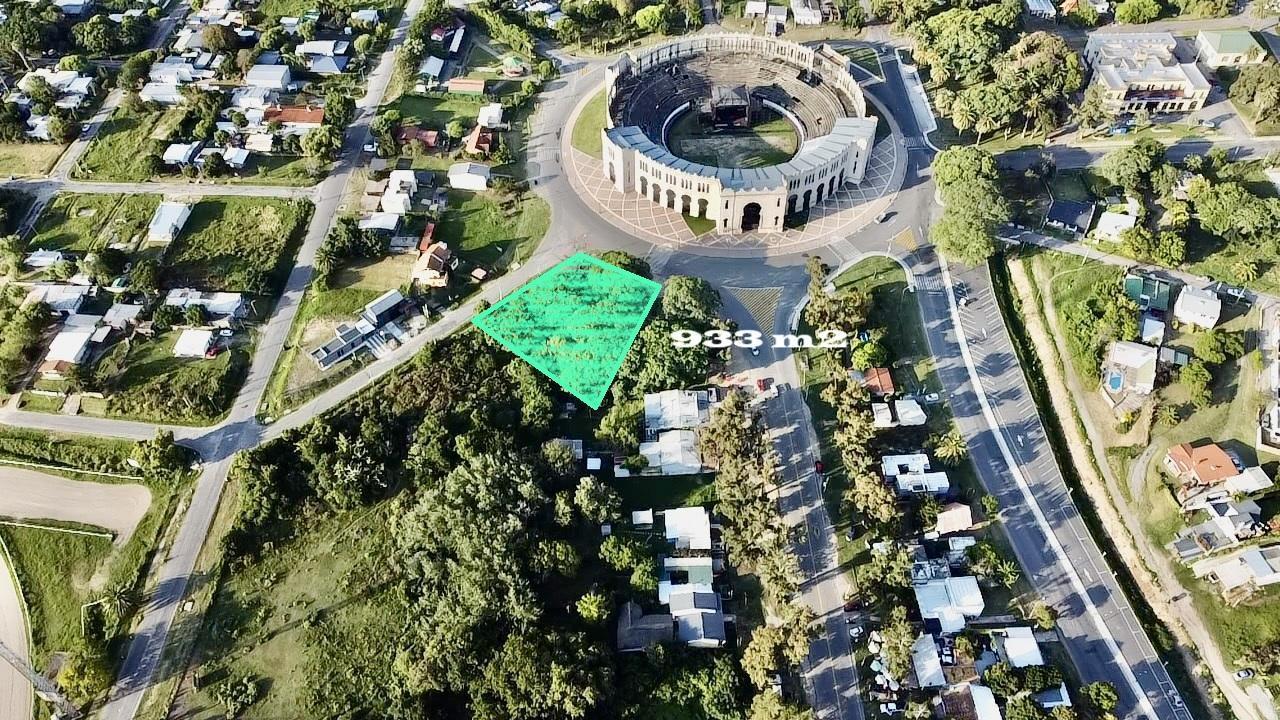 Foto de Terreno en venta de 933 m2 frente a Plaza de Toros, imagen 1