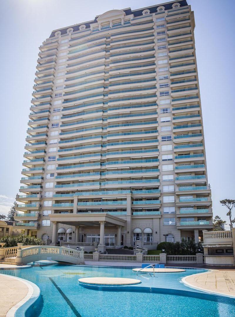 Foto de Alquiler Temporal de Apartamento de 4 dormitorios en Punta del Este, imagen 3