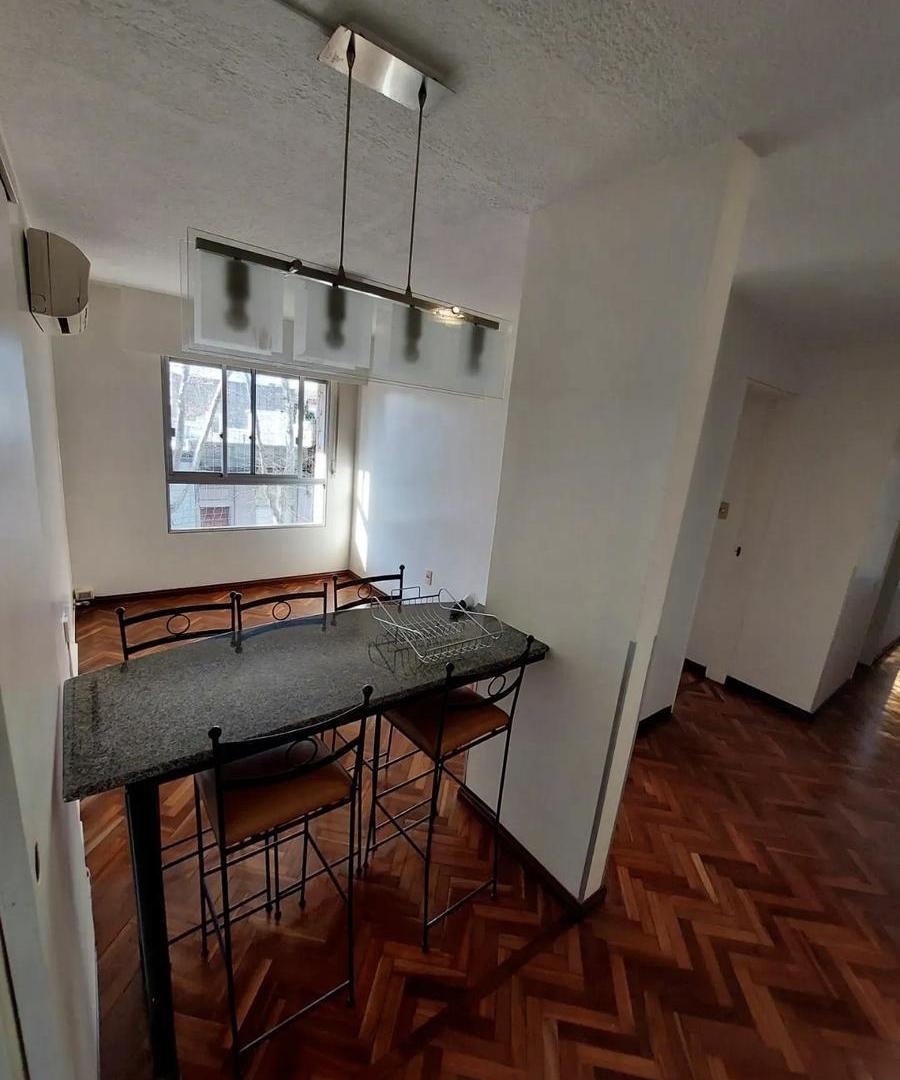 Foto de Alquiler de Apartamento de 3 dormitorios con balcón en Tres Cruces, imagen 4