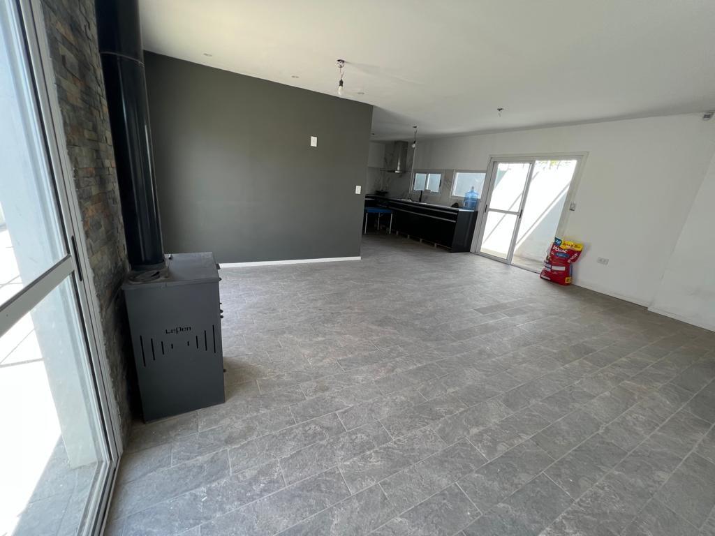 Venta - Casa 3 Dorm. - Portales del Tala 4