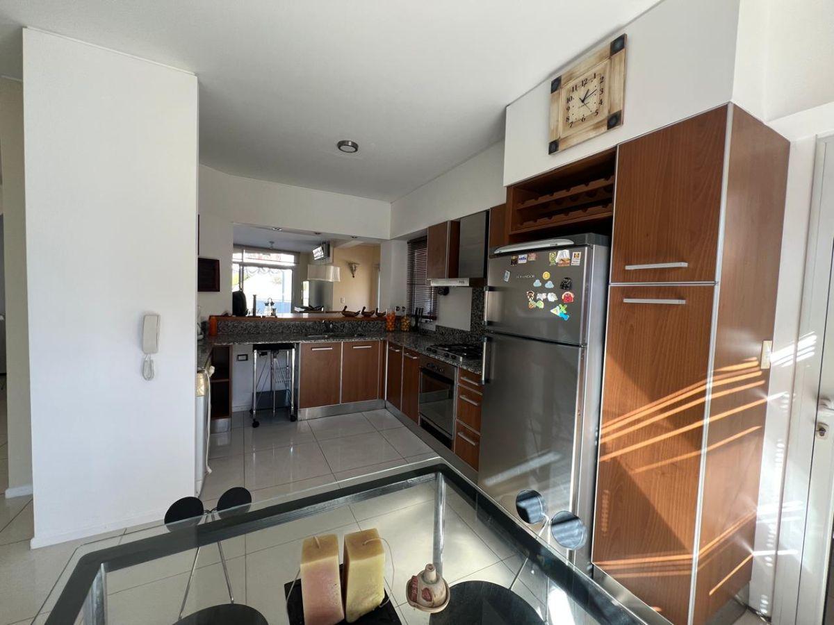 Foto de ALQUILER- CASA 3 DORMITORIOS- RESIDENCIAS DEL LAGO, imagen 3