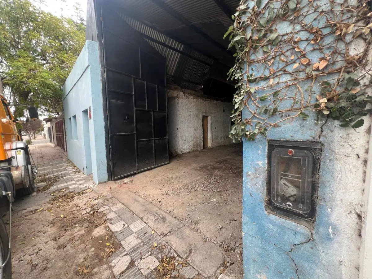 VENTA- GALPÓN 314M2- YOFRE SUD 4