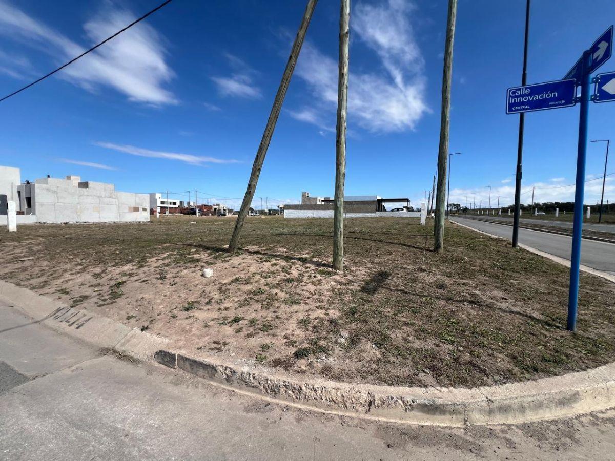 Foto de VENTA- LOTE ESQUINA 275M2- DOCTA CENTRAL, imagen 4