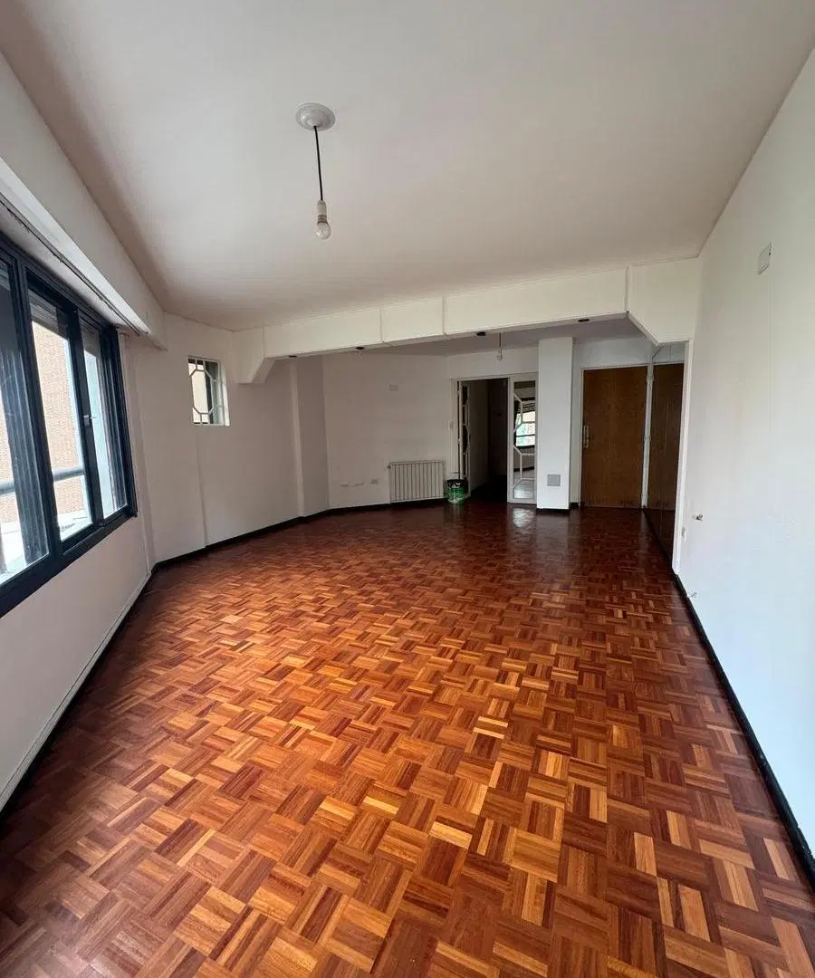 Se vende departamento 3 dormitorios - Cochera doble- Chacabuco al 500- Nueva cordoba 4