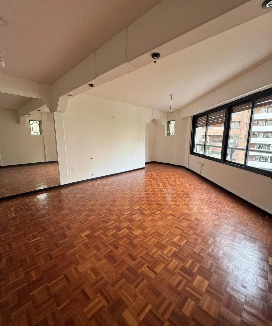 Se vende departamento 3 dormitorios - Cochera doble- Chacabuco al 500- Nueva cordoba 3