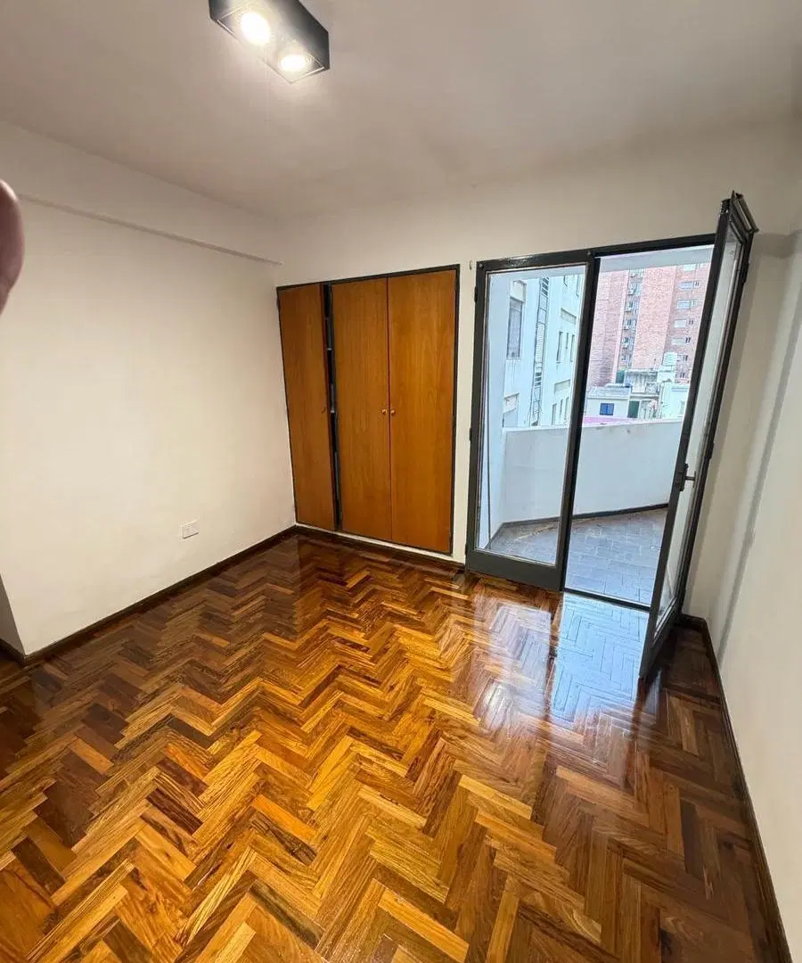 Departamento en Venta Nueva Córdoba- Frente con Balcón - A metros Sanatorio Allende 8