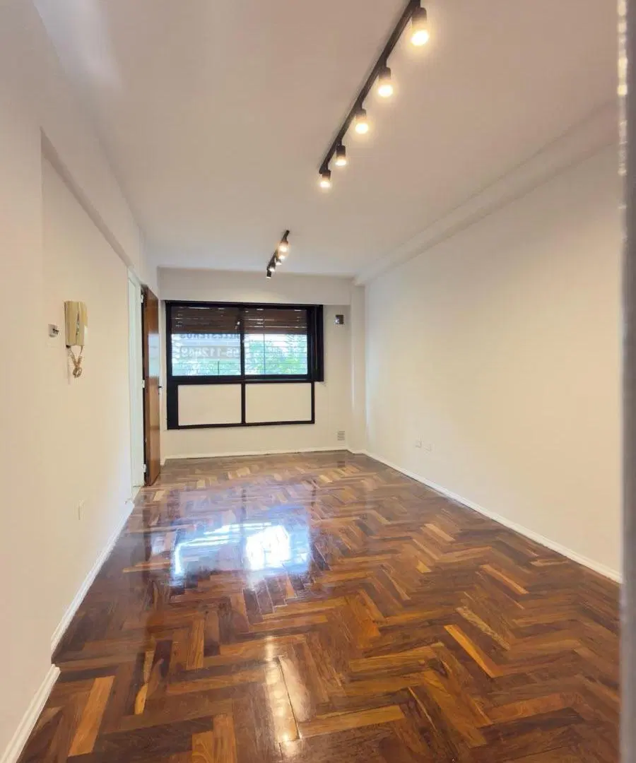 Departamento 1Dormitorio reciclado - Nueva Cordoba- GRAN PATIO PROPIO C/ASADOR 4