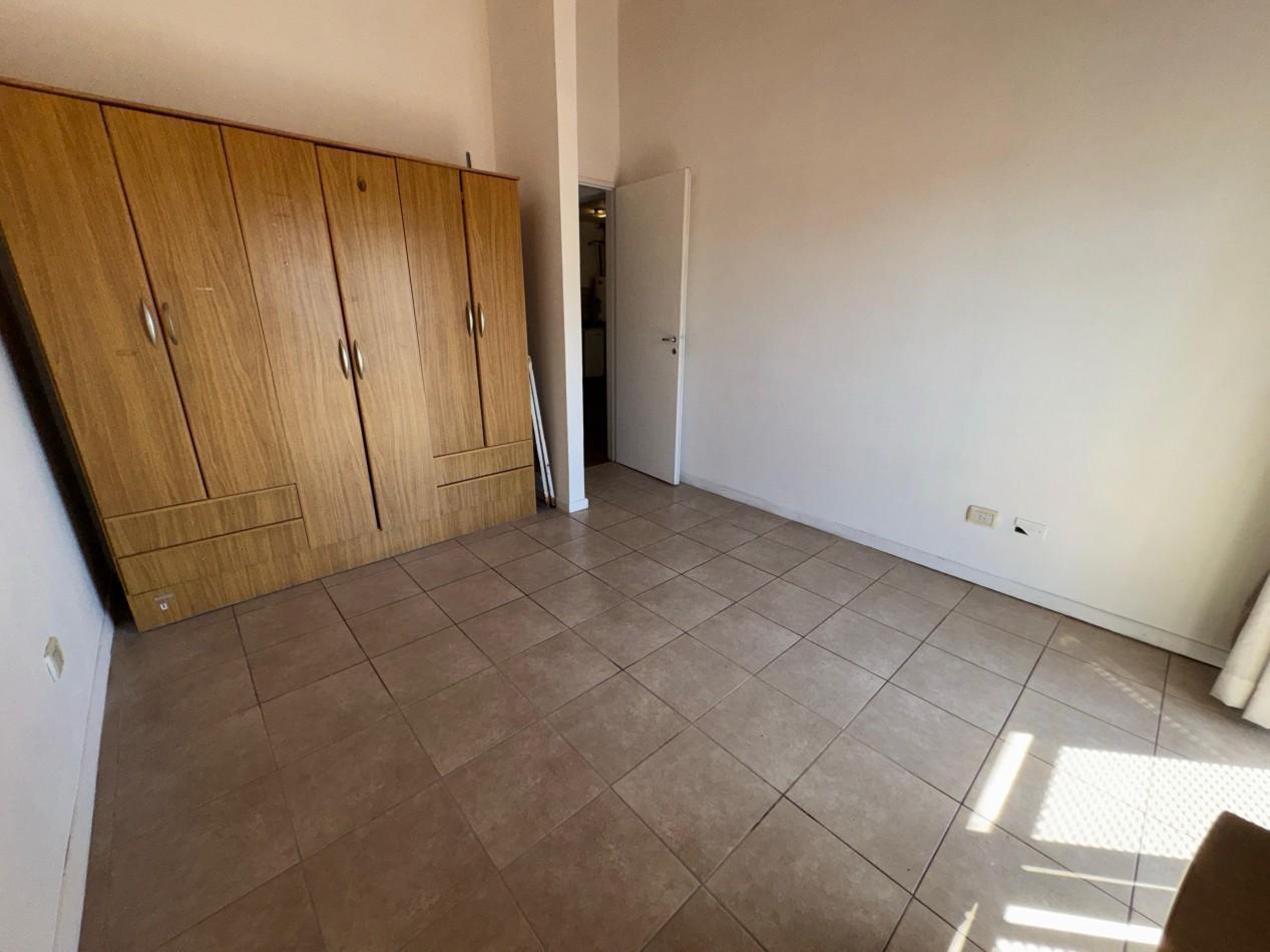 Foto de VENTA DEPARTAMENTO CON COCHERA EN EZPELTA, imagen 3