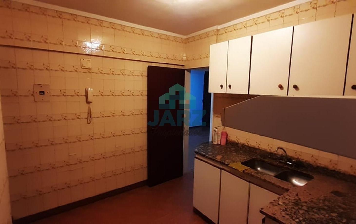 Foto de RETASADO!! Departamento de 3 dormitorios Av mitre Avellaneda, imagen 5