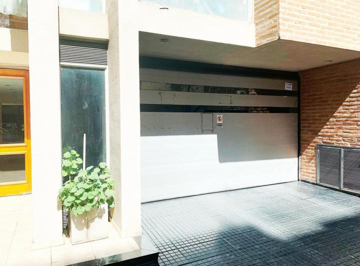 NUEVA CÓRDOBA - SEMIPISO C/COCHERA - FRENTE C/BALCÓN - A MTS PARQUE DE LAS TEJAS 1