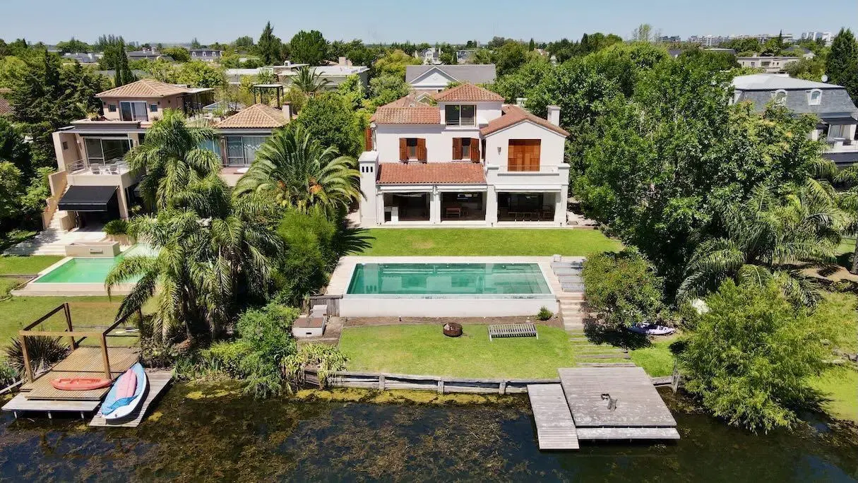 Casa en La Isla al lago 4