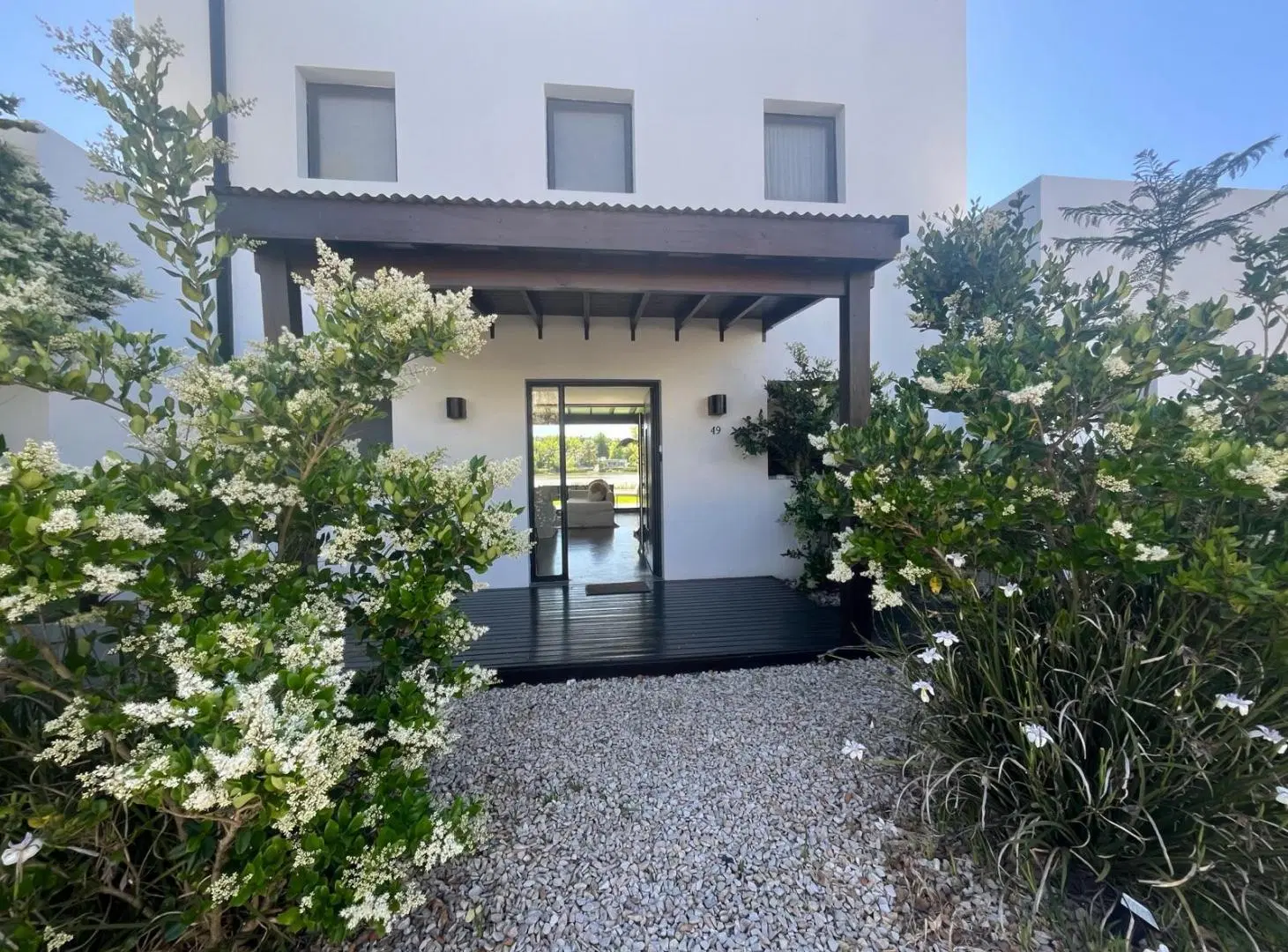Casa Barrio Altamira al lago 2