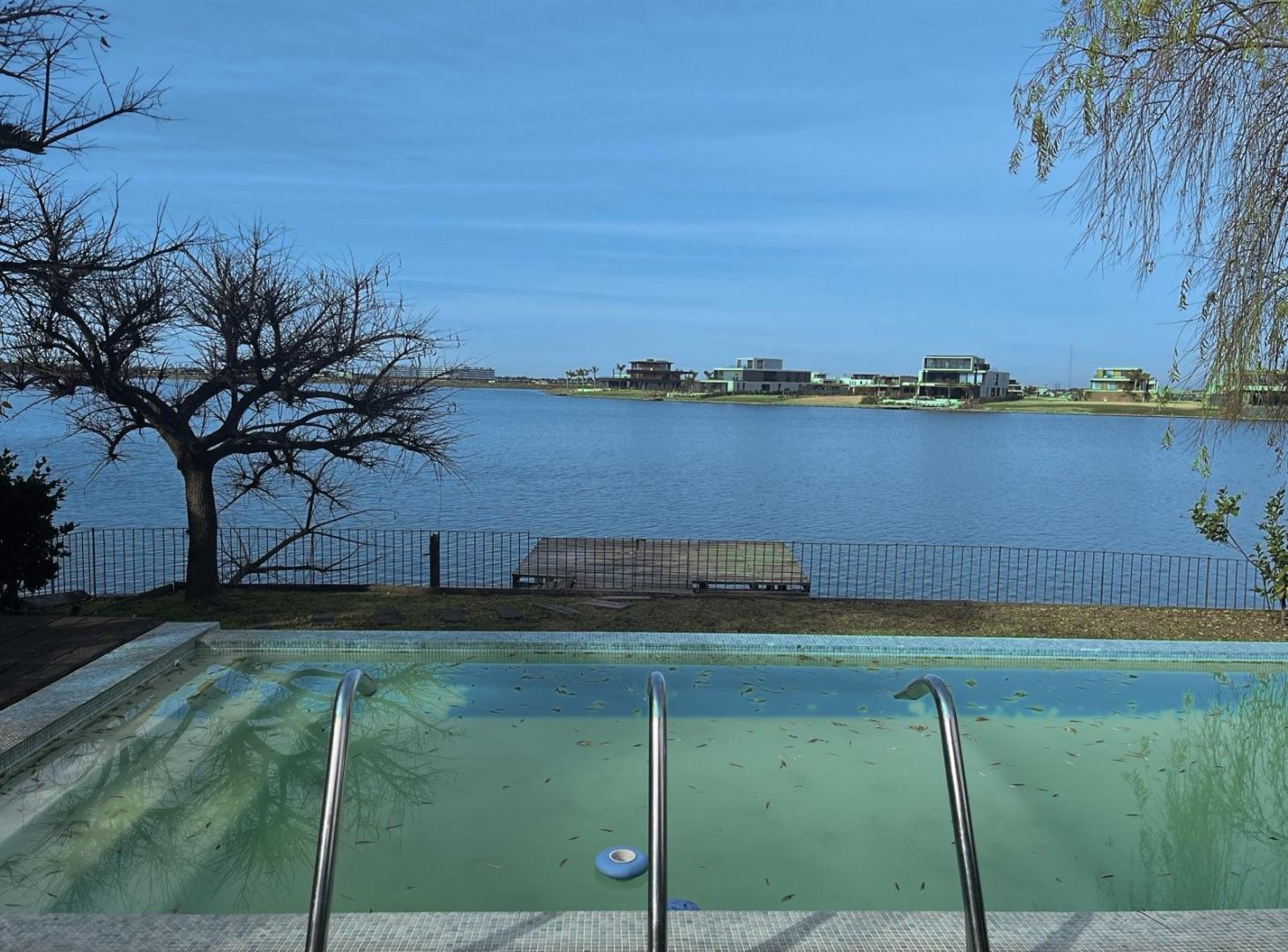Foto de Casa al lago Barrio La Isla, Primera linea al lago central., imagen 4
