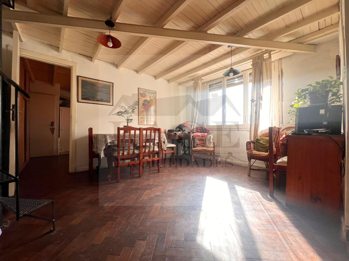Foto de 3 AMB + ESCRITORIO DUPLEX PATIO TERRAZA(chica) BAJA EXPENSA, imagen 1