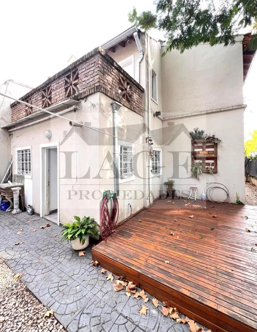 CASA 4 AMB SUITE VESTIDOR ENT.COCHE PATIO BALCON 4