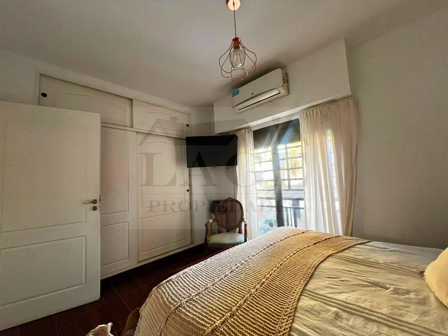 TIPO CASA PH SIN EXPENSAS DE 3 AMB C/PATIO DE 73 M² TOTALES 5
