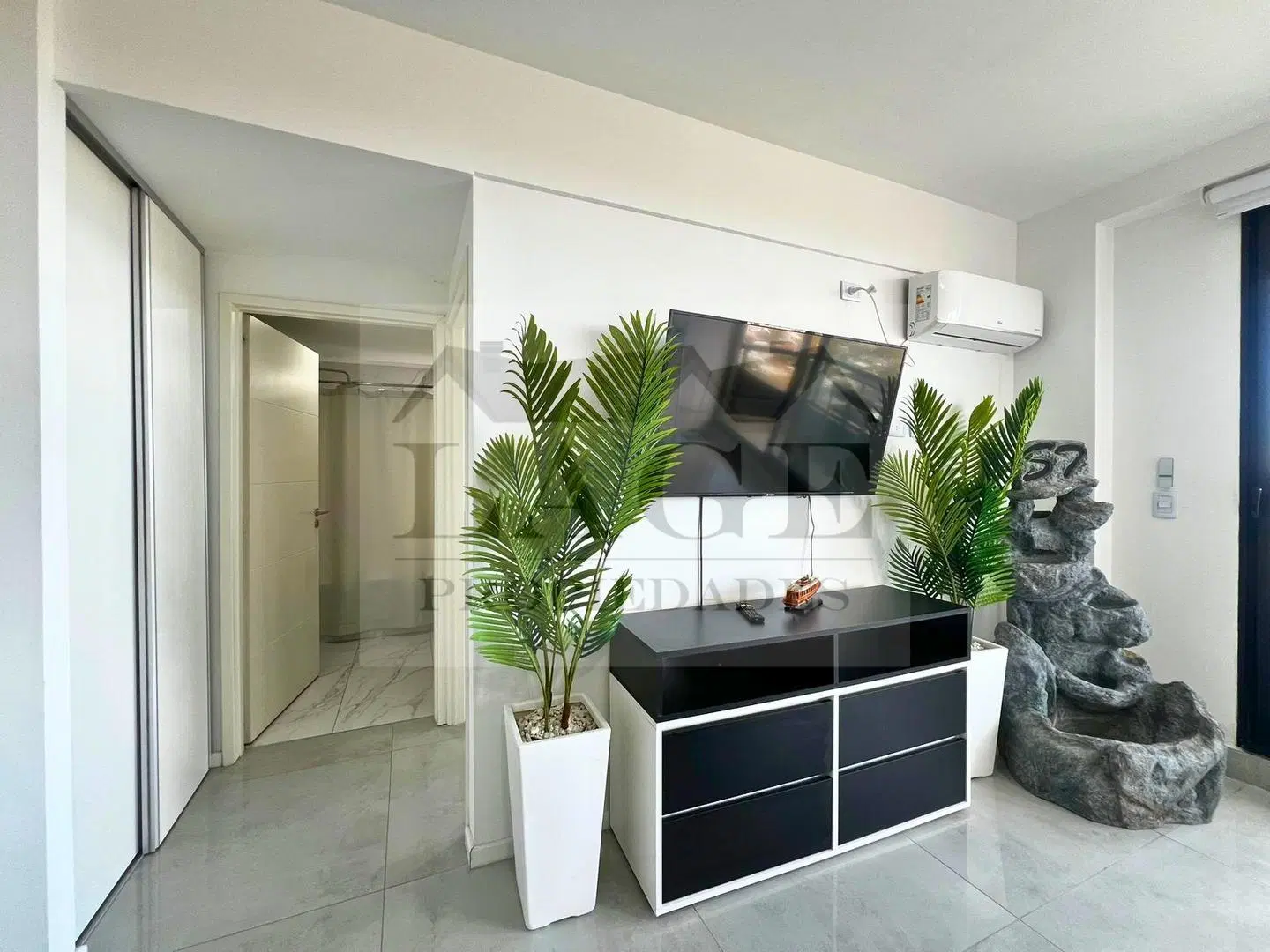 EXCELENTE 2 AMB C/COCHERA FULL AMENITIES BRICKELL "ROAD" 4