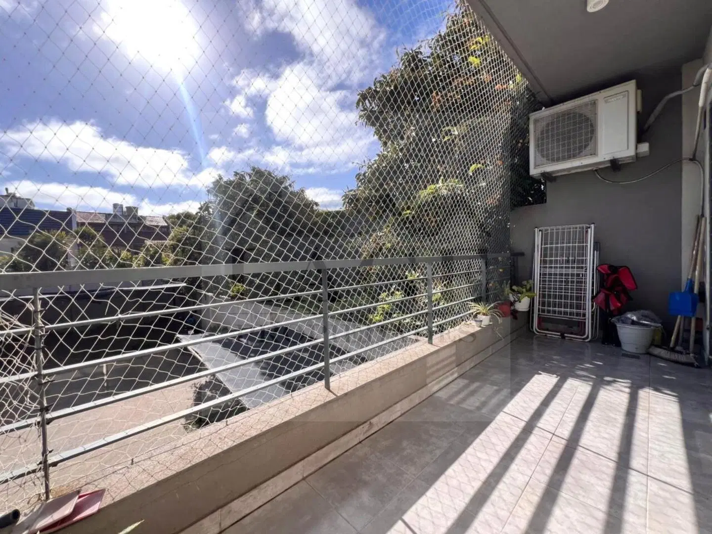DEPARTAMENTO 2 AMB CON BALCON Y PATIO LUMINOSO CONTRAFRENTE 3