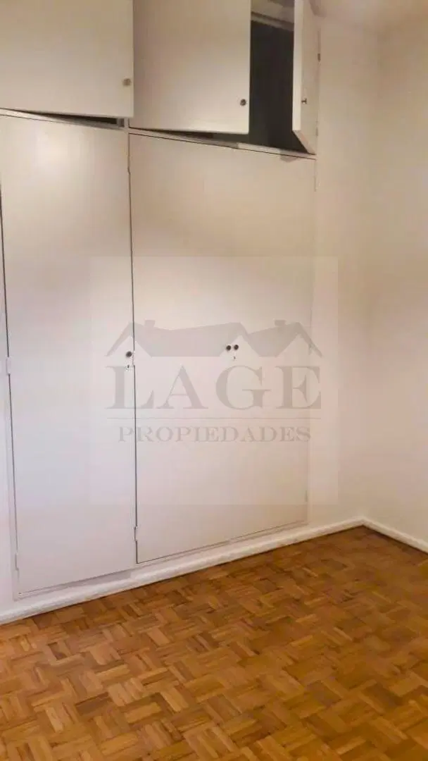 MUY BUEN 3 AMB AL FRENTE CON BALCON RECICLADO DE 45 M² APROX 4