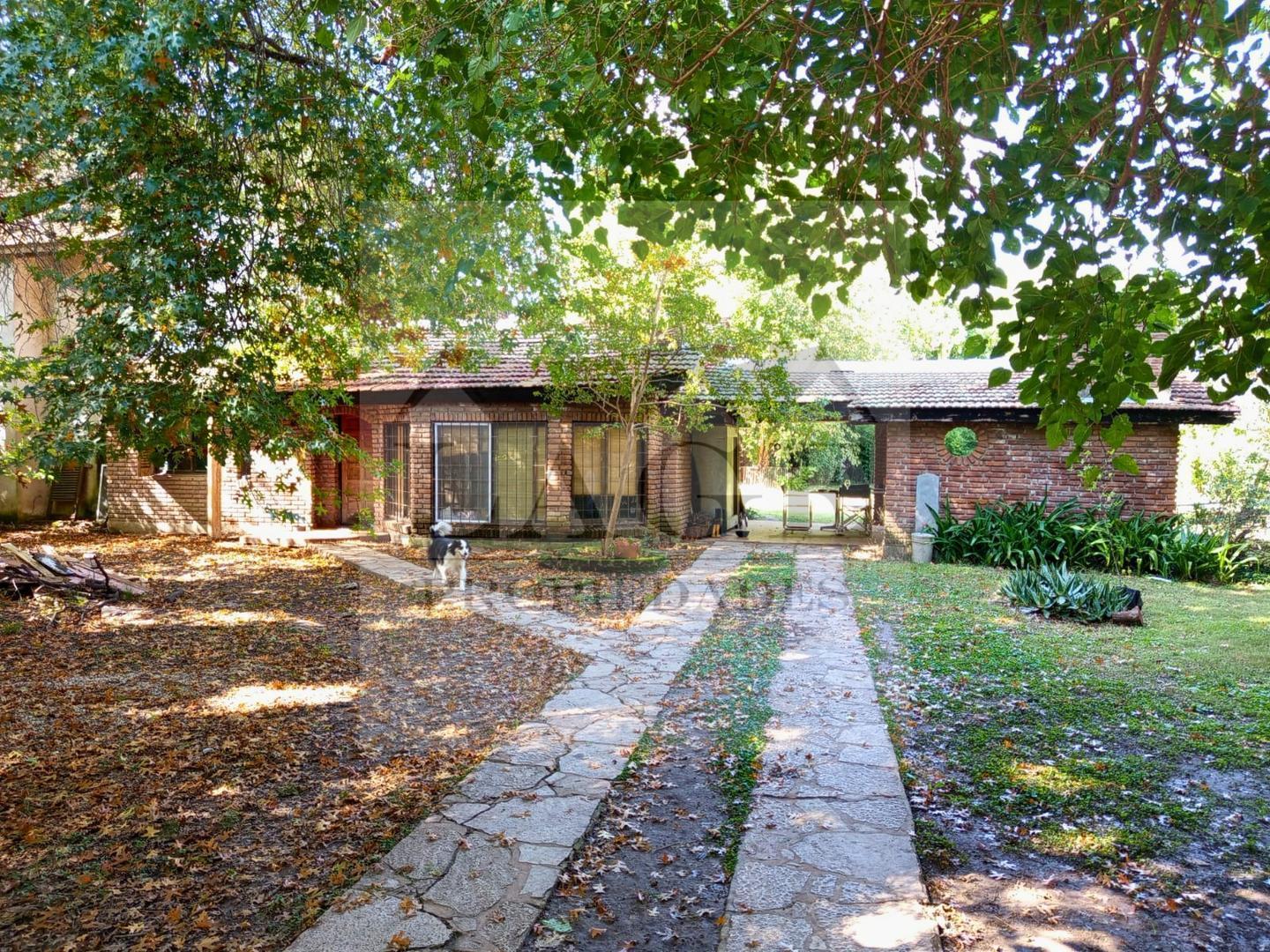 Foto de TIPO CASA QUINTA 6 AMB 3 BAÑOS C/PILETA LOTE 1600 METROS, imagen 3