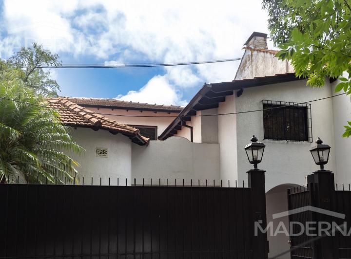 Casa en venta VICENTE LOPEZ 4
