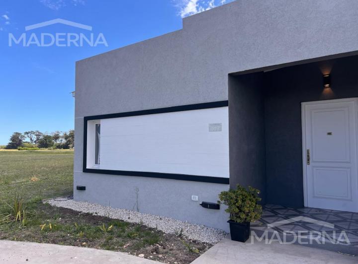 Casa en  Barrio El Cardon Links Miramar 5