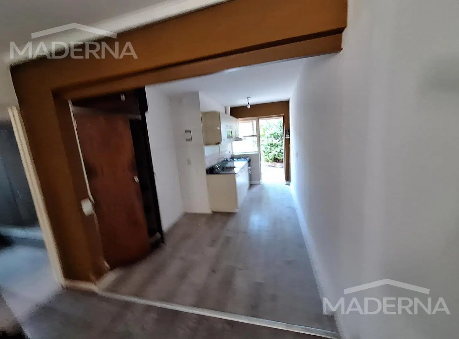 VENTA con RENTA SAN ISIDRO 4